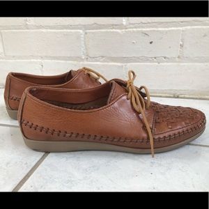 Brown Woven Leather Lace-Up Vintage Oxford 6.5